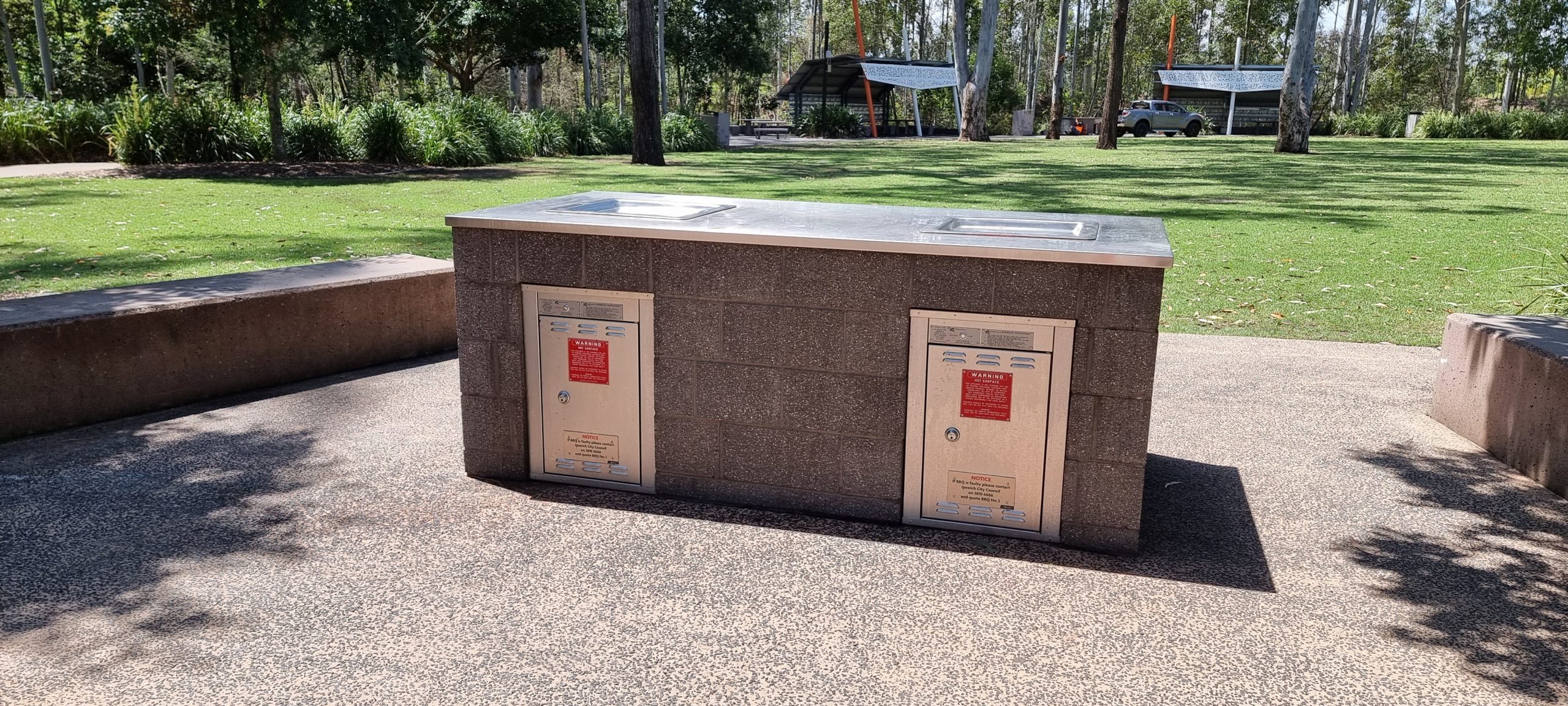 The Lawns – Robelle Domain – Ipswich City Council BBQs by Greenplate